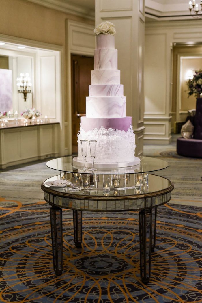 Cake at the reception of a Four Seasons Las Colinas wedding.